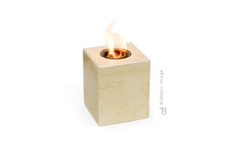 Биосвеча мраморная по цене 9 000 руб.